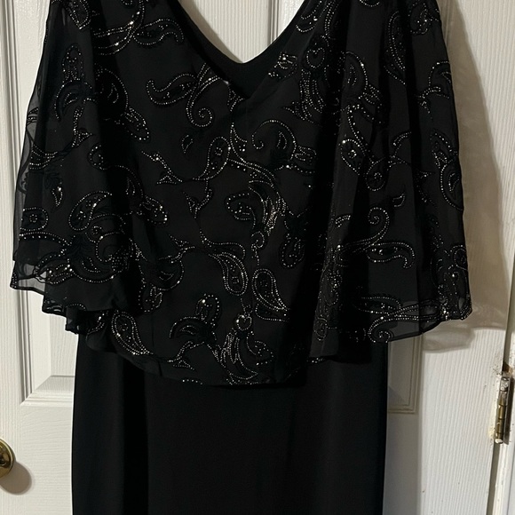 JM Studio 👗 dresses - Picture 3 of 5